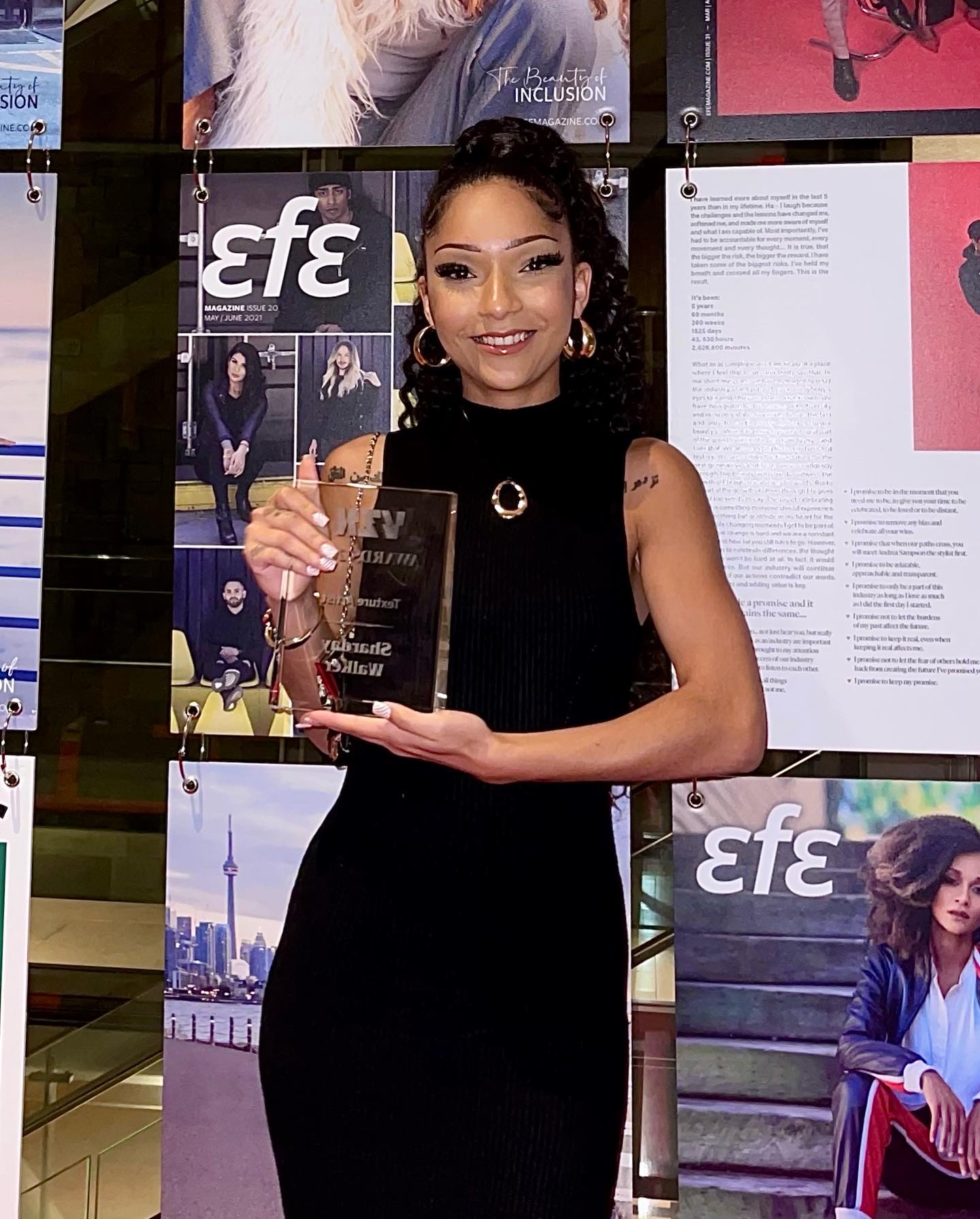 Shar holding her Texture Artist award at the efe Magazine awards